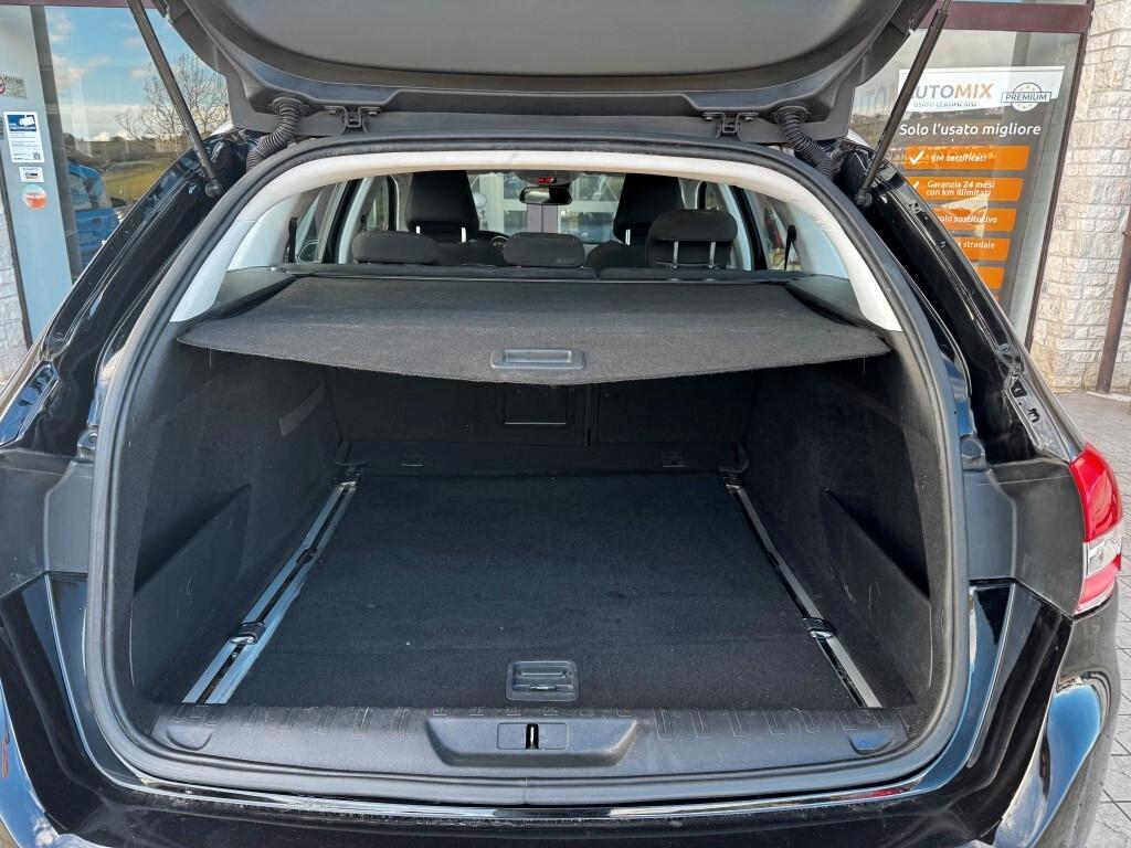 Peugeot 308 BlueHDi 120 S&S SW Allure