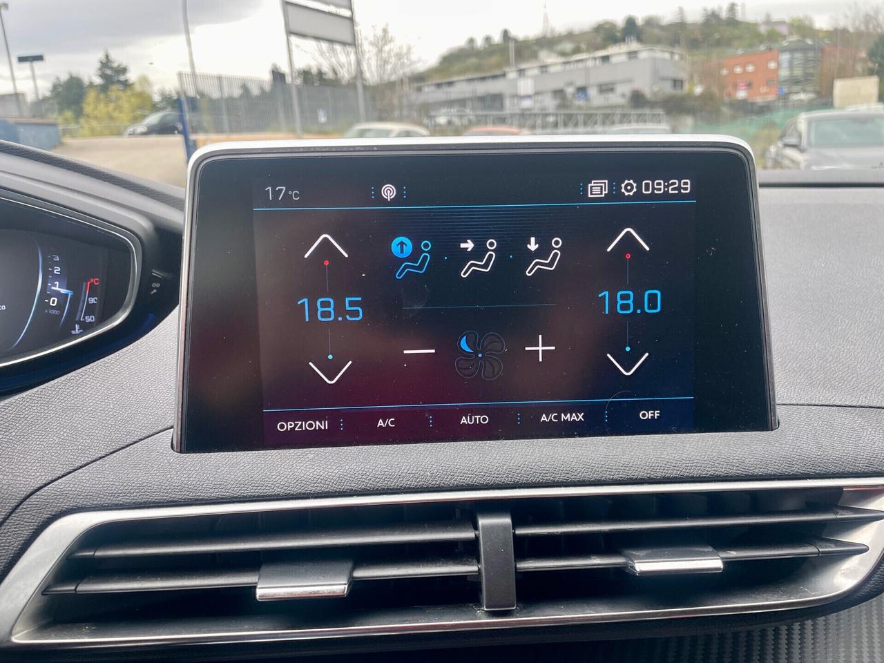 Peugeot 3008 HDi 130cv 6m km 101000 NAVI