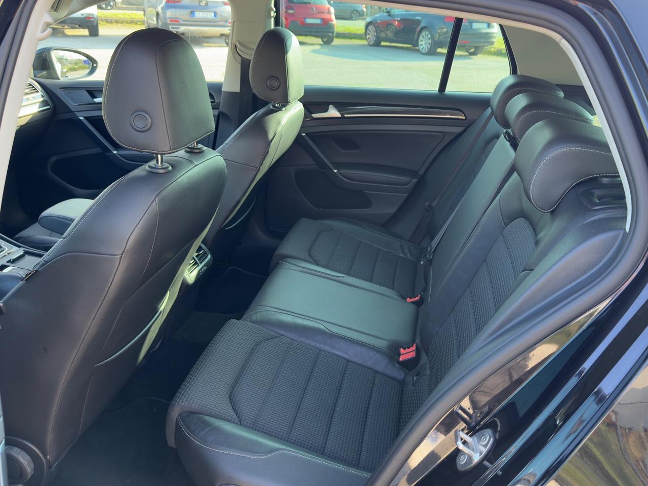 Volkswagen Golf 7 1.4 TGI DSG 2016 Executive highline