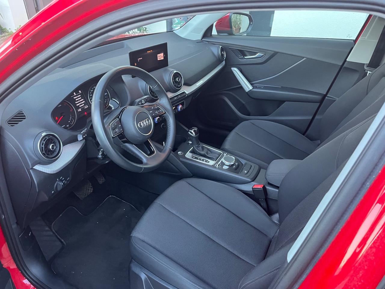 Audi Q2 30 TDI S tronic Business
