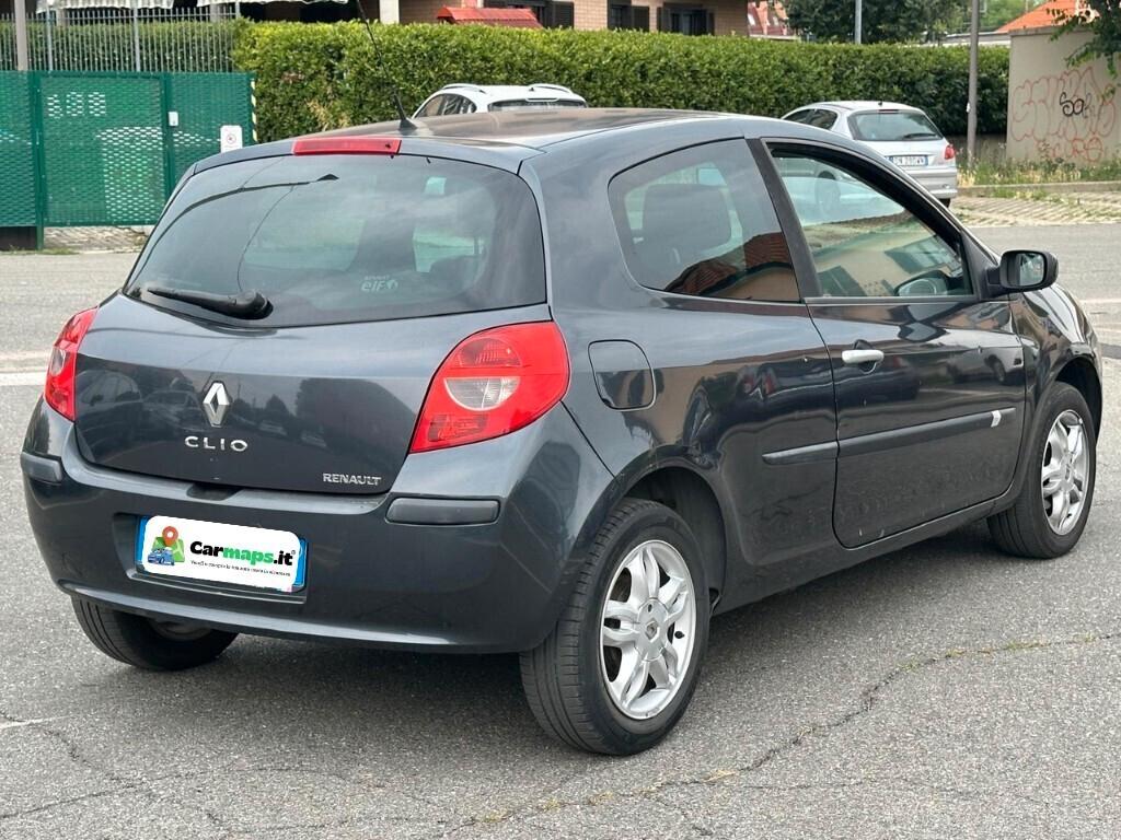 Renault Clio 1.2 16V 3 porte Dynamique