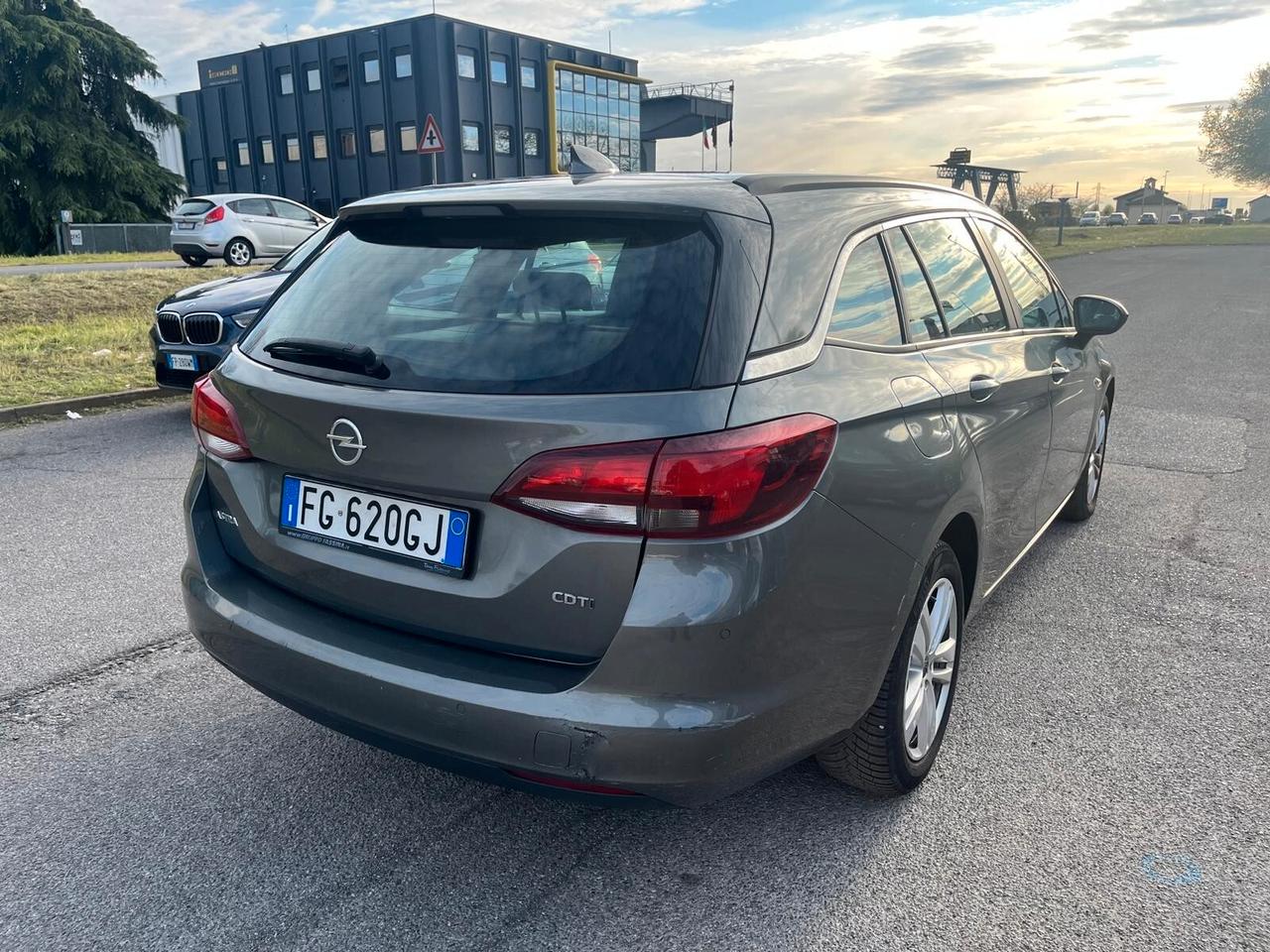 Opel Astra 1.6 CDTI EcoFLEX S&S Sports Tourer Cosmo