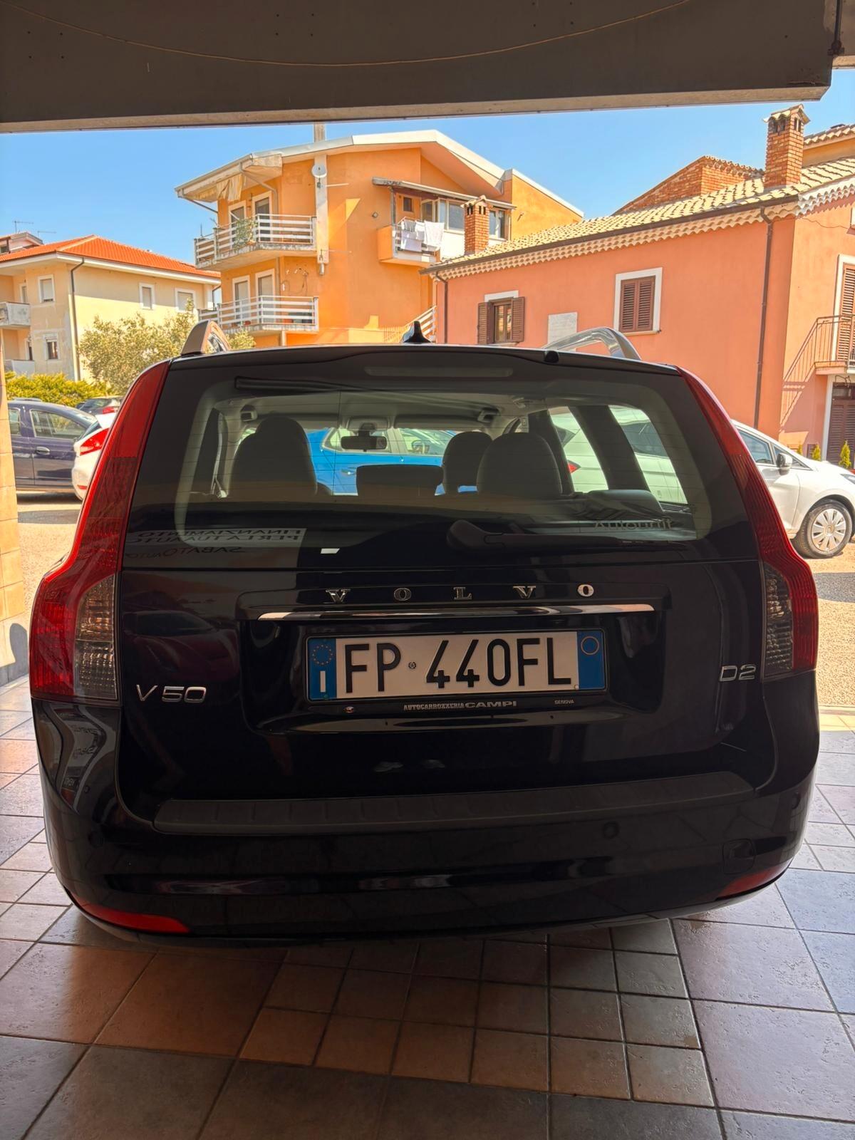 Volvo V50 D2 POLAR