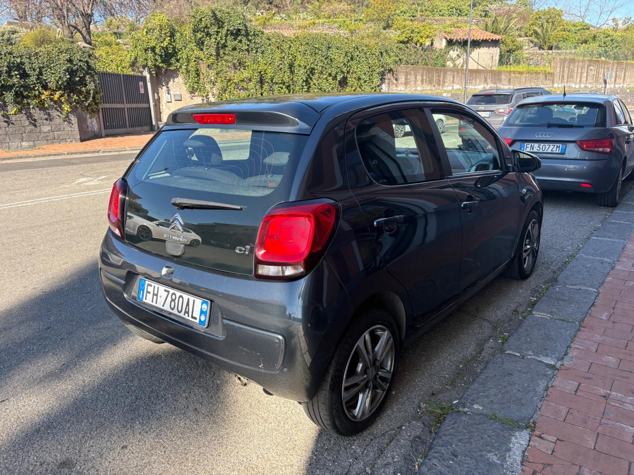 Citroen C1 VTi 68 Automatica 5 porte Shine 2017