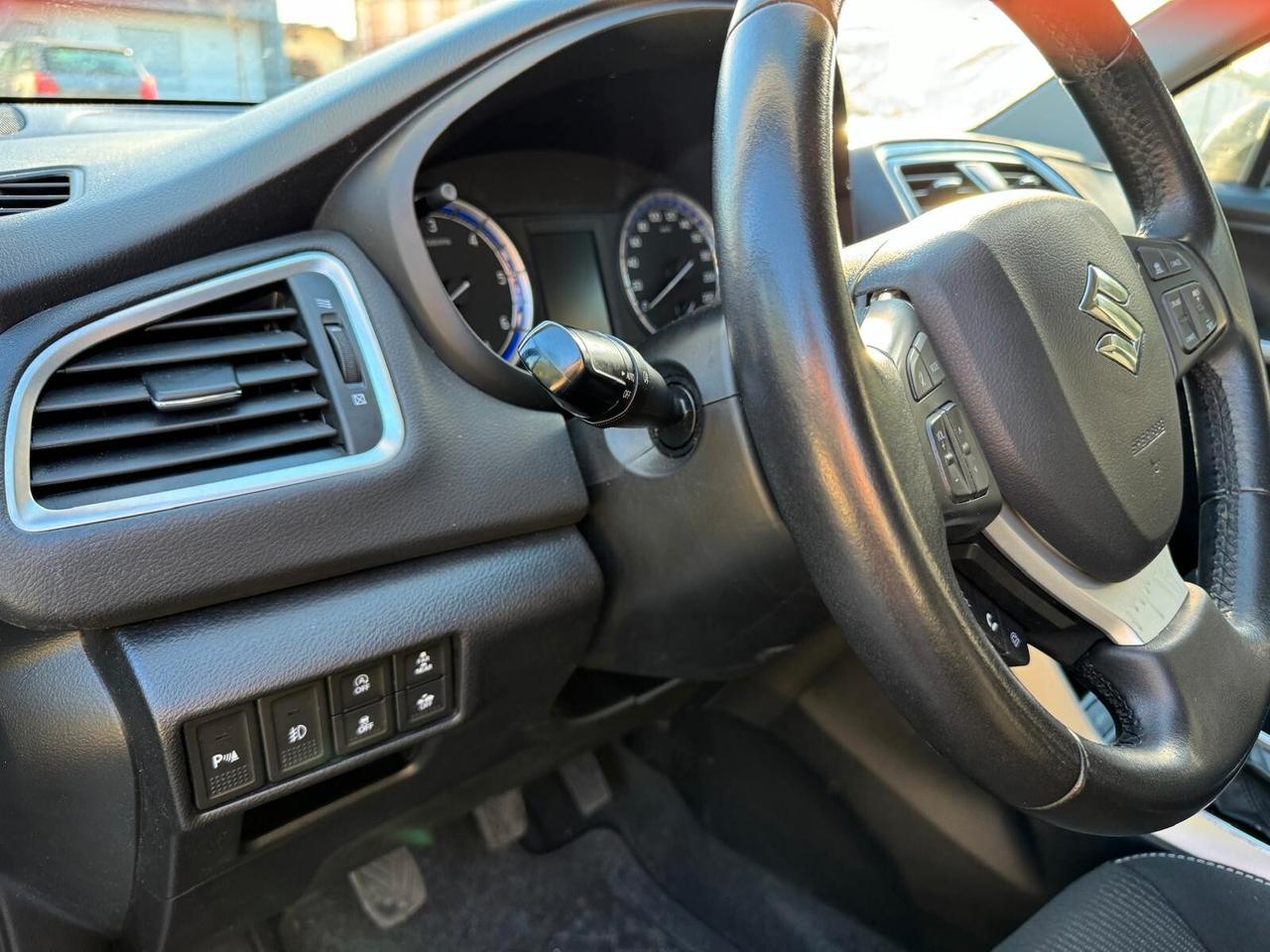 Suzuki S-Cross 1.6 DDiS Start&Stop 4WD All Grip Top