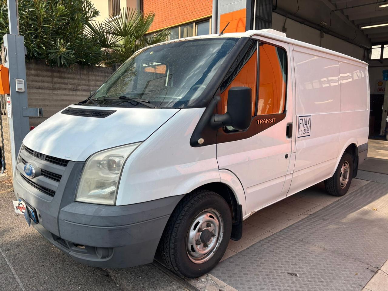 Ford Transit 280S 2.2 TDCi/85 PC-TN Furgone coibentato con allestimento isotermico