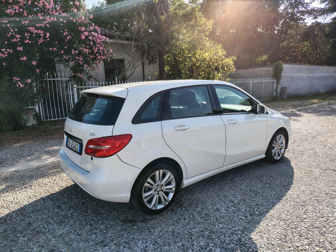 Mercedes-benz B 180 CDI Premium