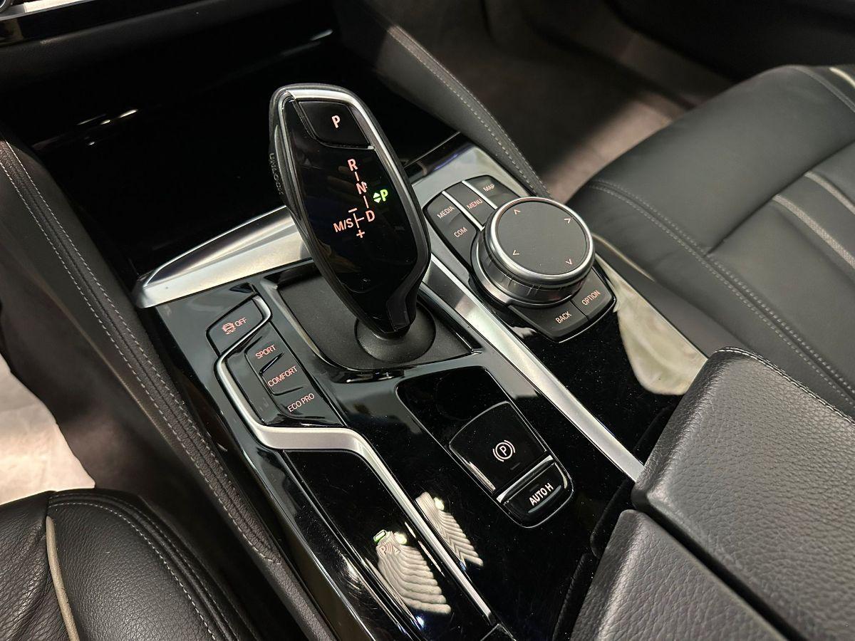 BMW 520d xDrive 48V LUXURY - INDIVIDUAL - LISTINO OLTRE 90MILA - GAR.24 MESI