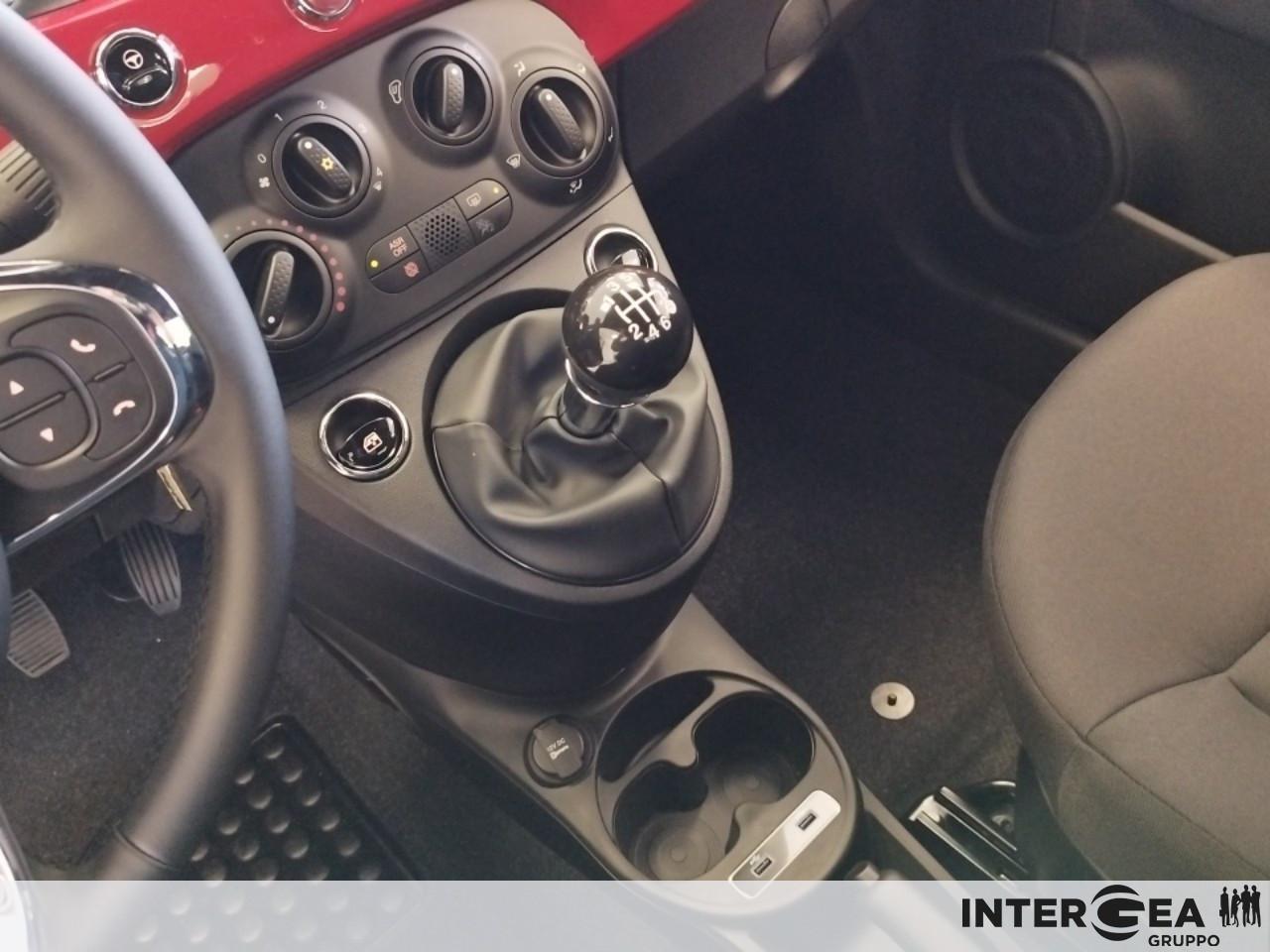 FIAT 500C 1.0 hybrid 70cv