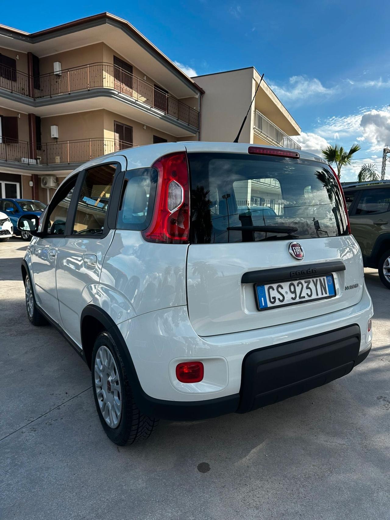 Fiat Panda 1.0 FireFly S&S Hybrid