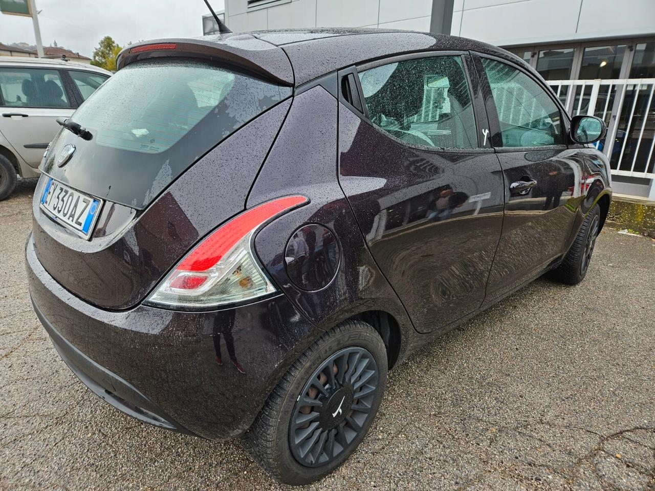 Lancia Ypsilon 1.2 69 CV 5 porte GPL Ecochic Gold