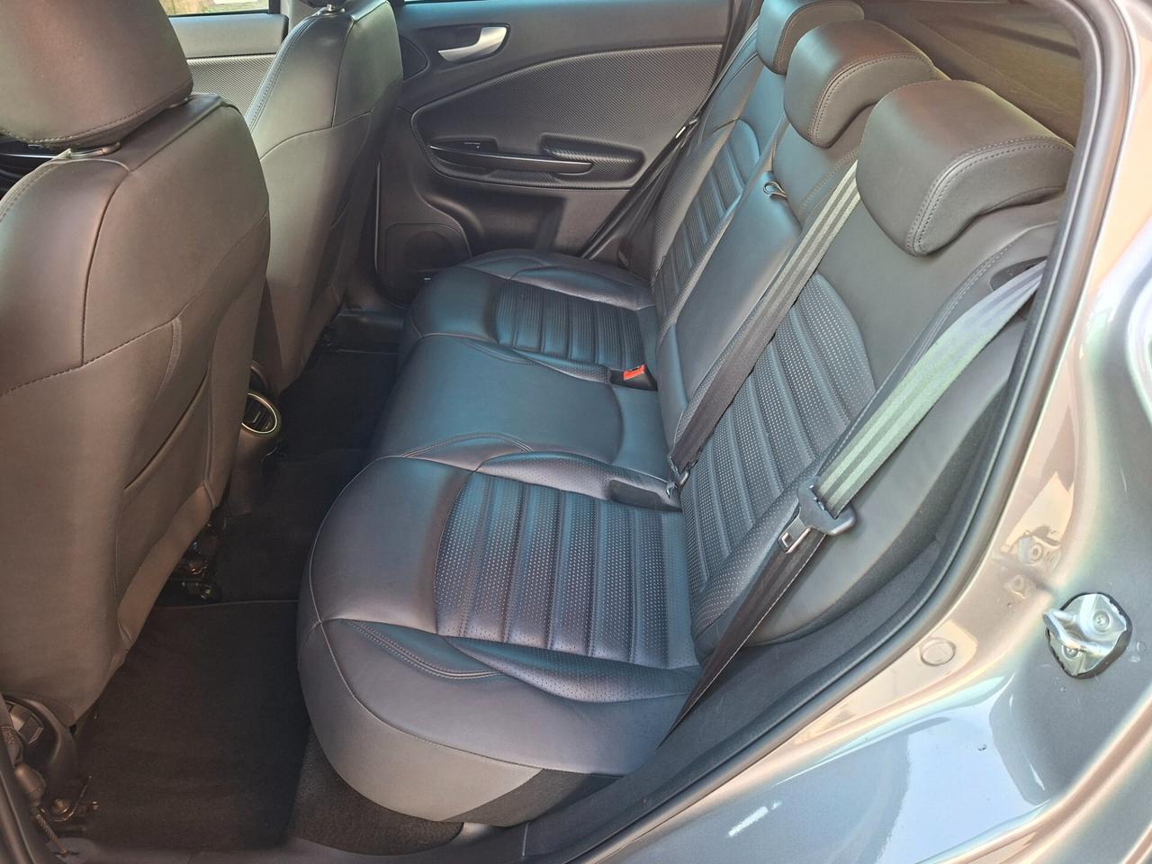 Alfa Romeo Giulietta 1750 Turbo TCT Veloce*KM CERT