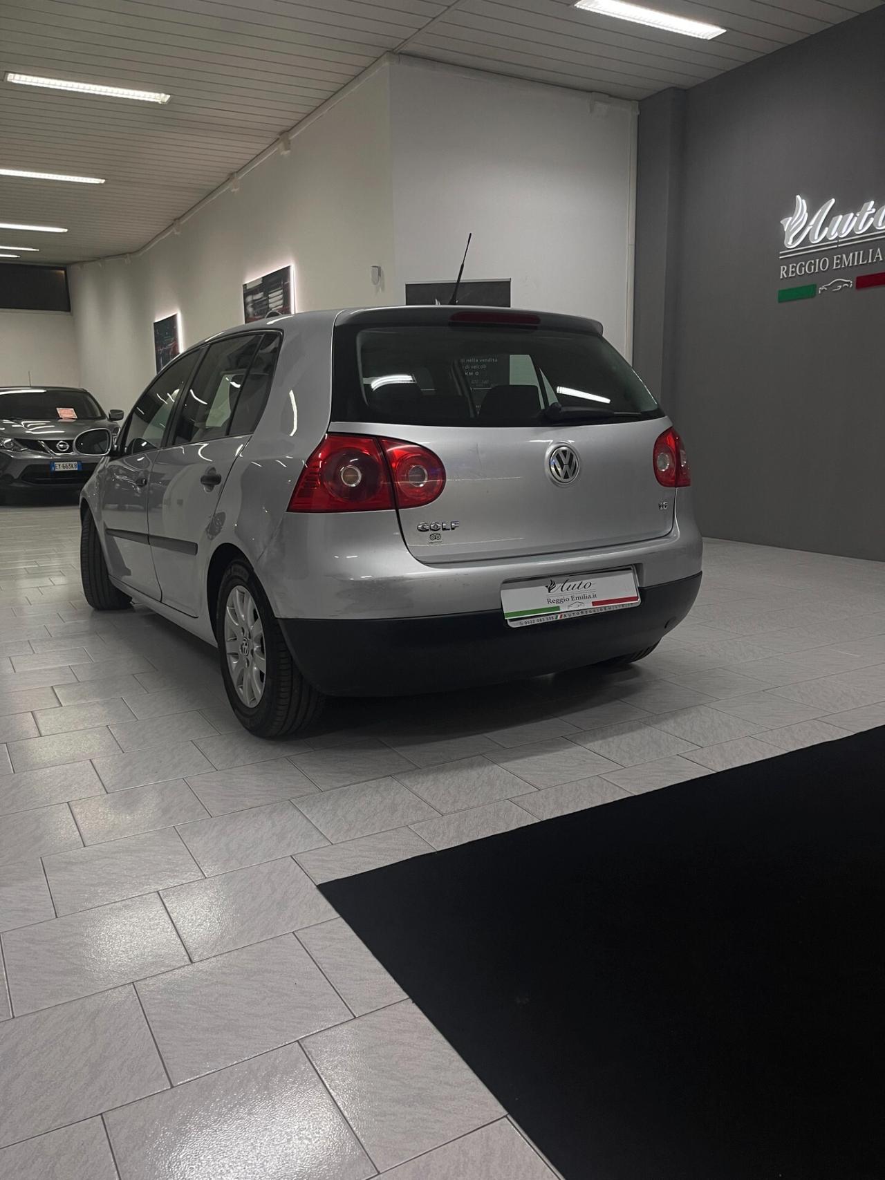 Volkswagen Golf 5a Serie 1.6 5P Comfortline