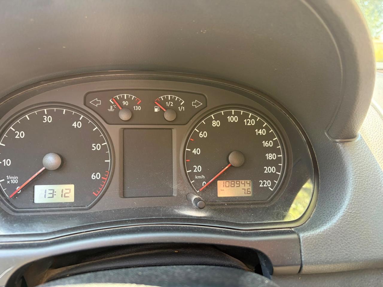 Volkswagen Polo 1.2 benzina neopatentati