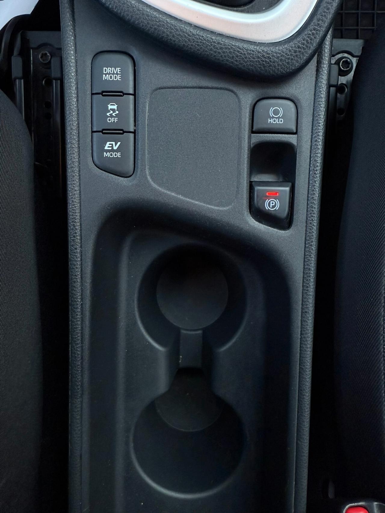 Toyota Yaris 1.5 Hybrid 92CV Business - 2022