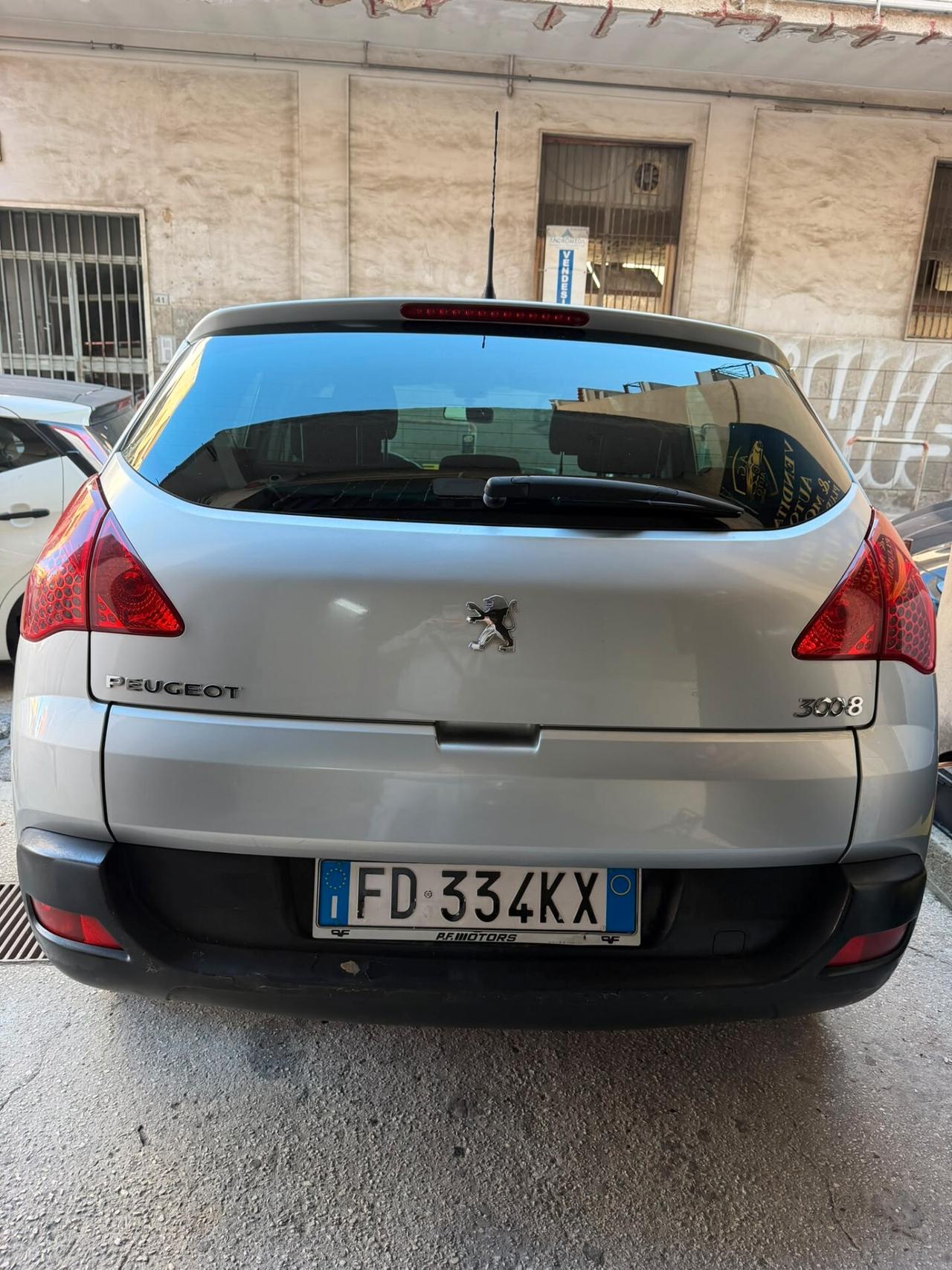 Peugeot 3008 1.6 HDi 110CV
