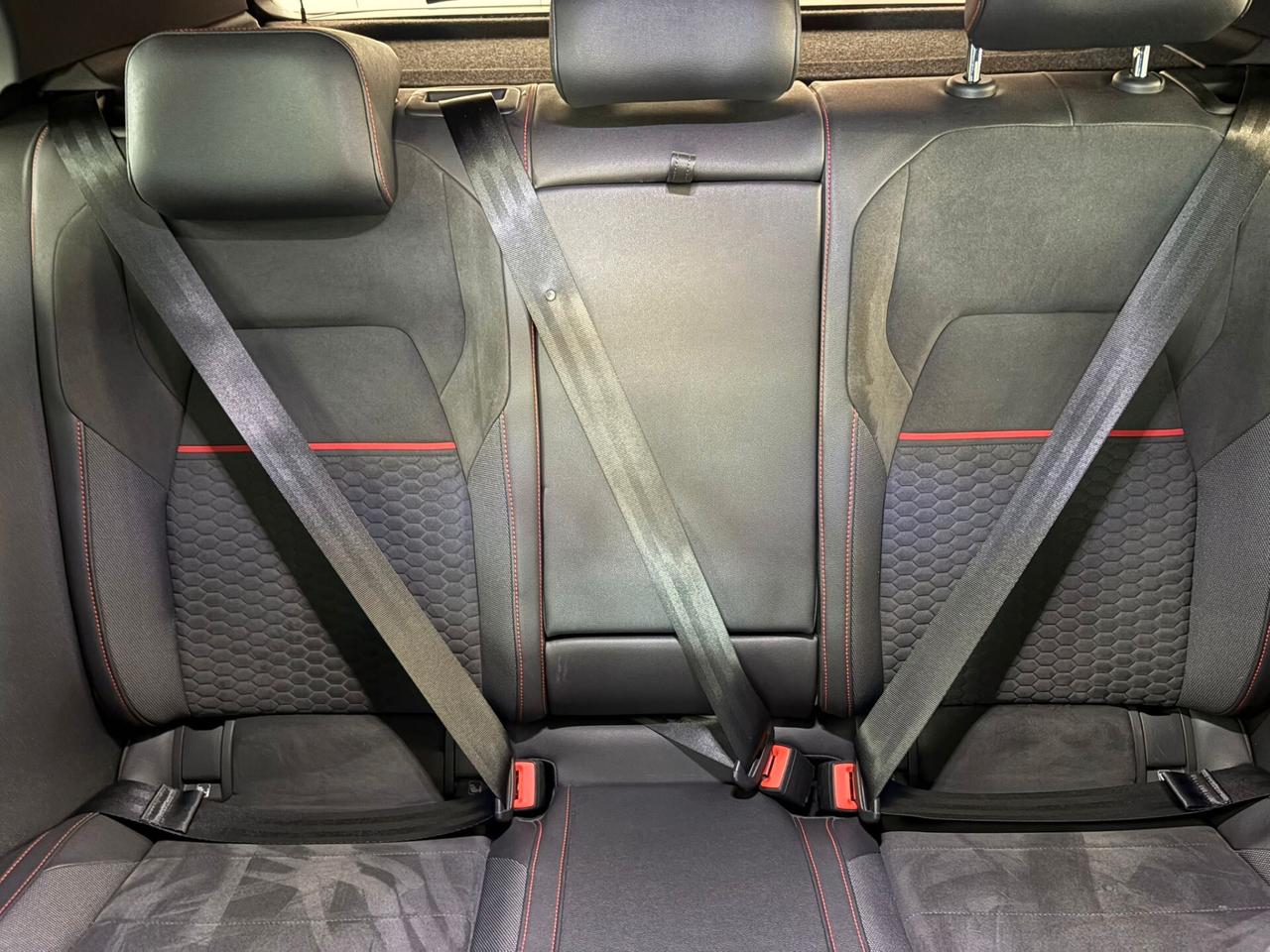 Volkswagen Golf GTI 2.0 TSI DSG Clubsport 45