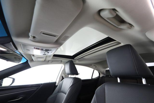 LEXUS ES 300 H ES Hybrid Executive