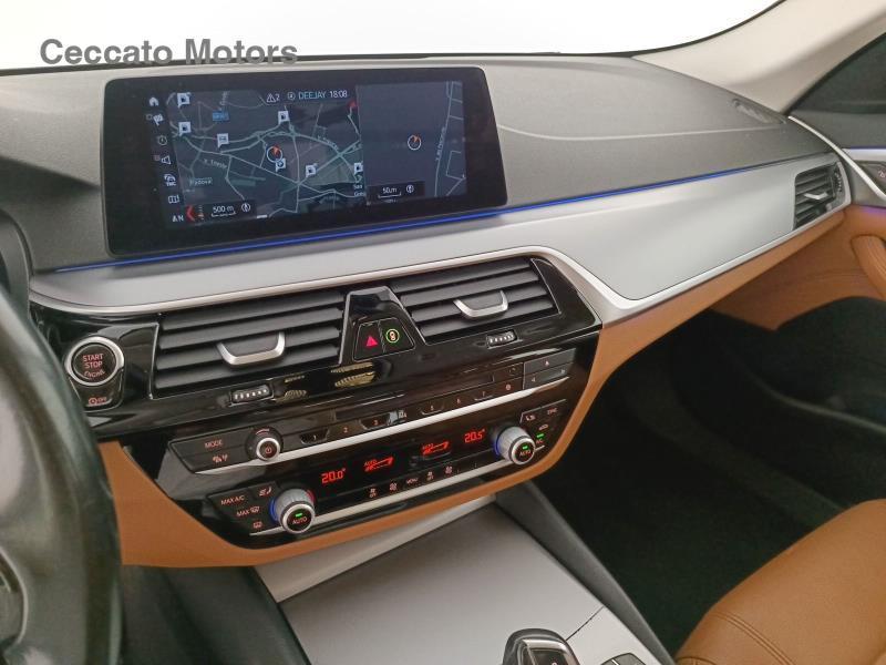 BMW Serie 5 Touring 520 d Business Steptronic