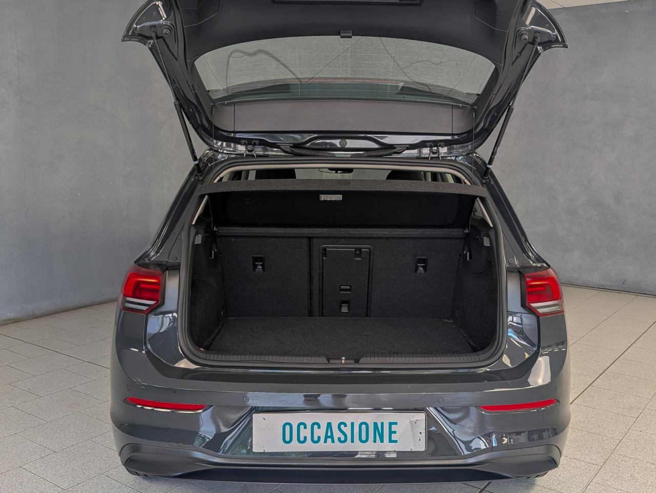 Volkswagen golf viii 1.0 eTSI 110cv DSG Life