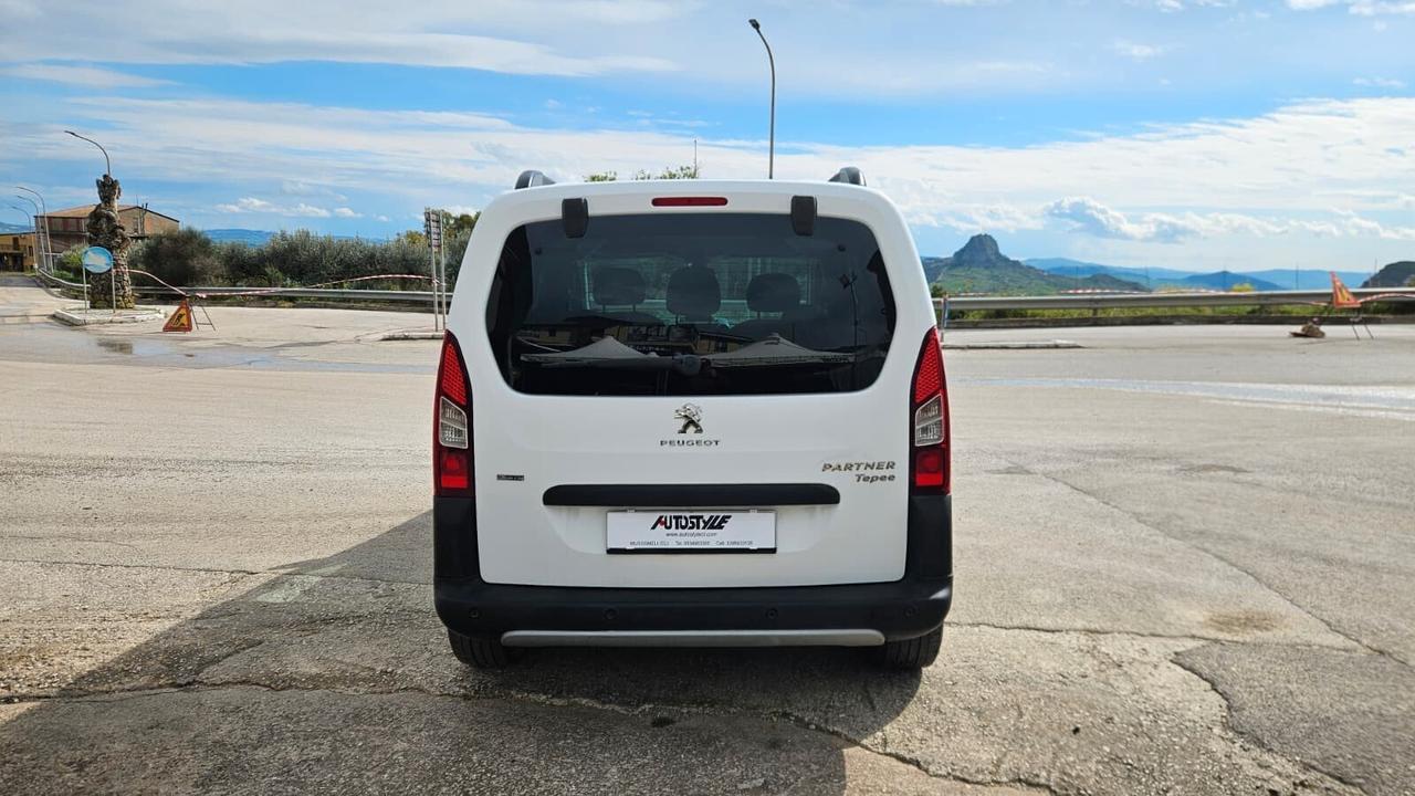 Peugeot Partner BlueHDi 100cv Outdoor