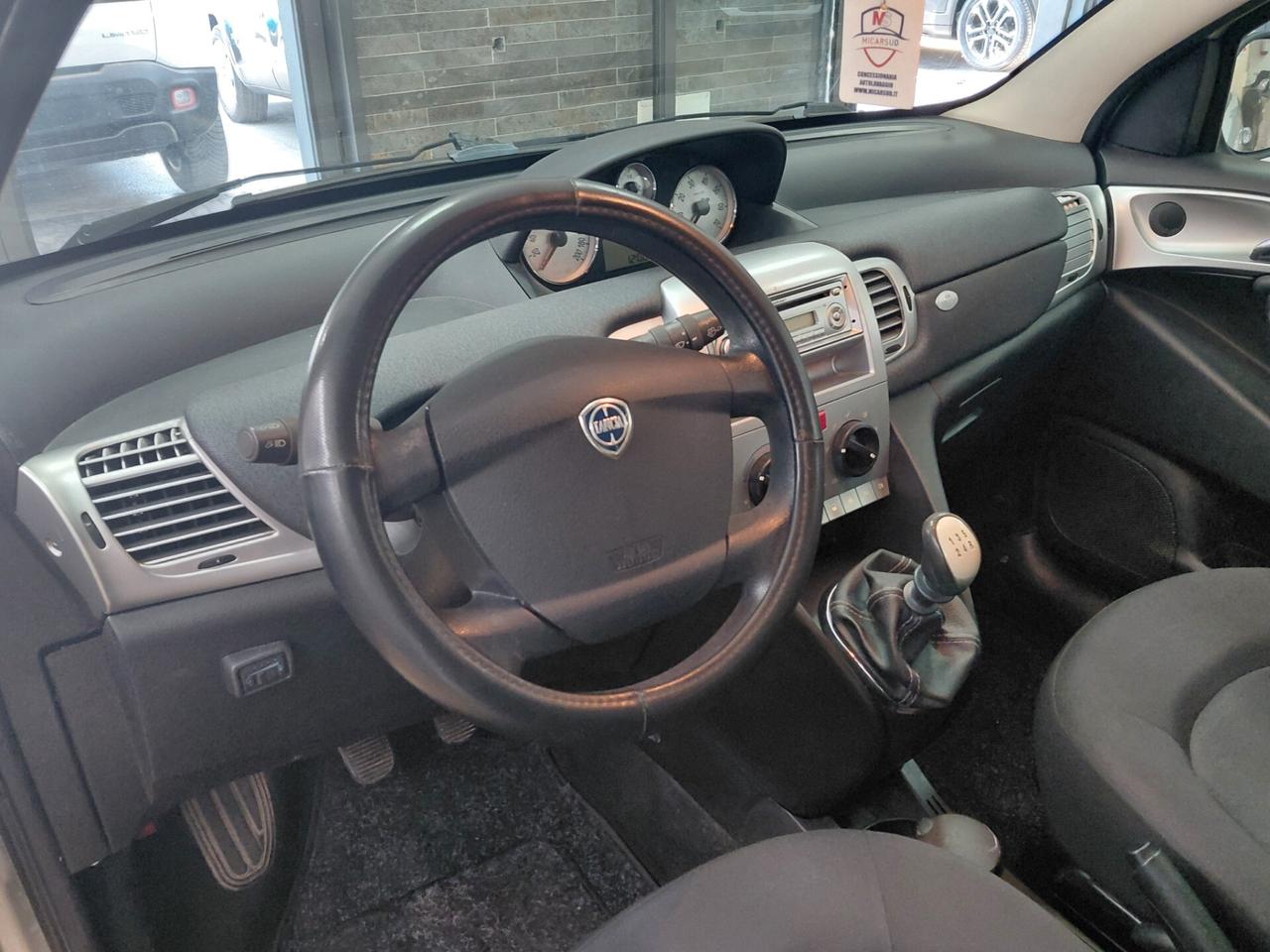 Lancia Ypsilon 1.4 Unyca Ecochic GPL