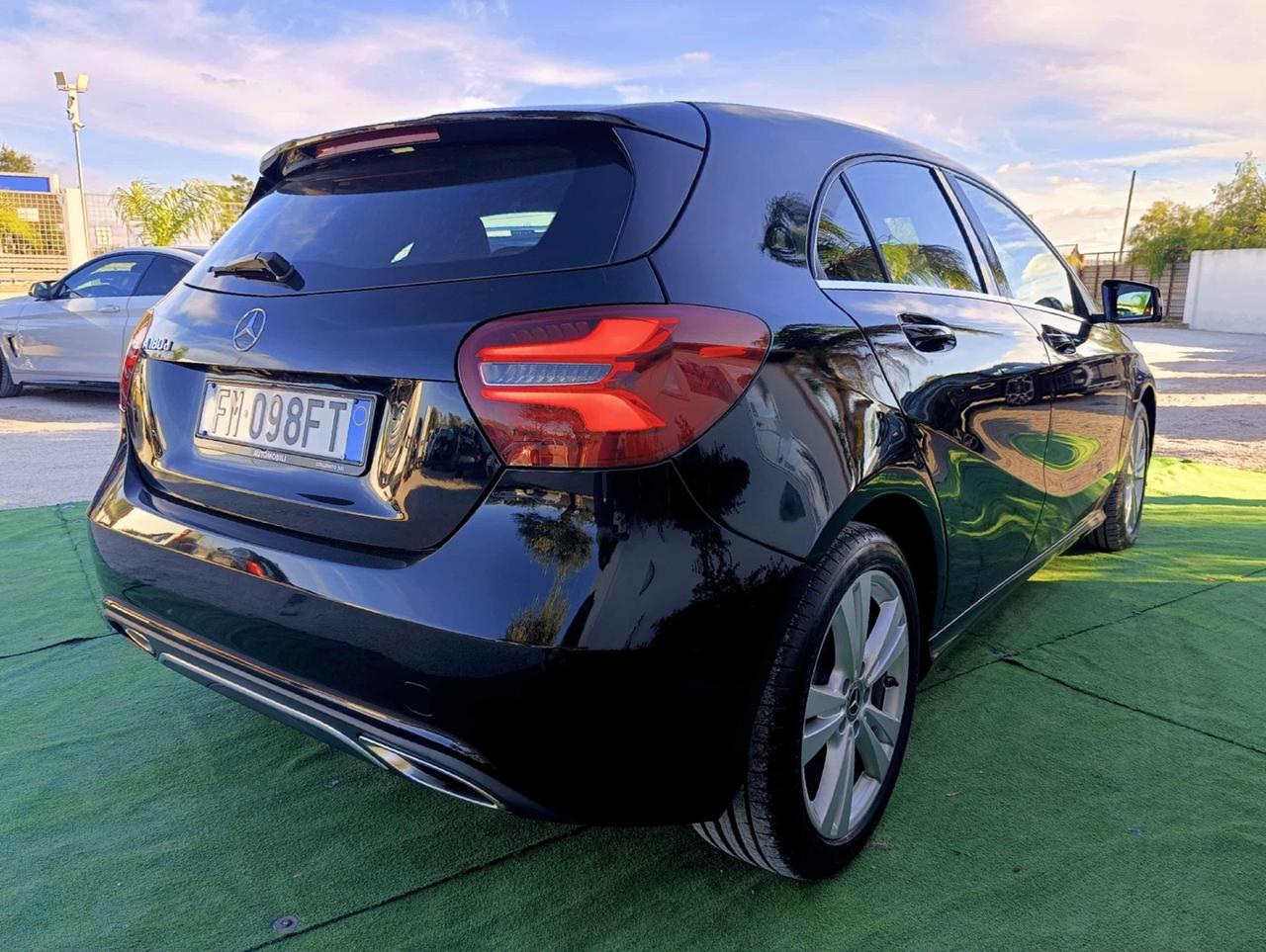 Mercedes-benz A 180 d Automatic Sport - 2017