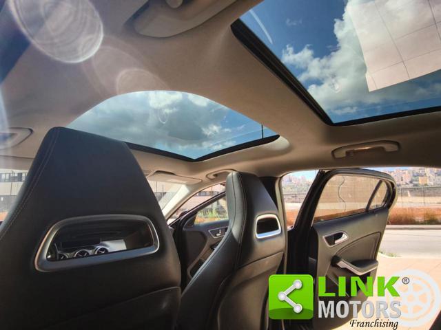 MERCEDES-BENZ GLA 200 d Automatic Sport