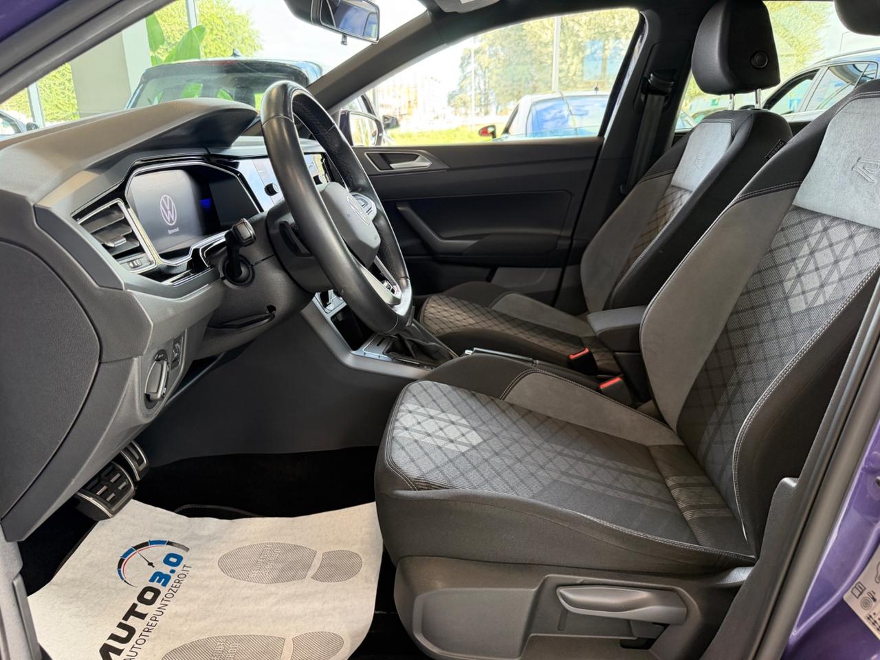 Volkswagen Polo 1.0 TSI DSG R-Line