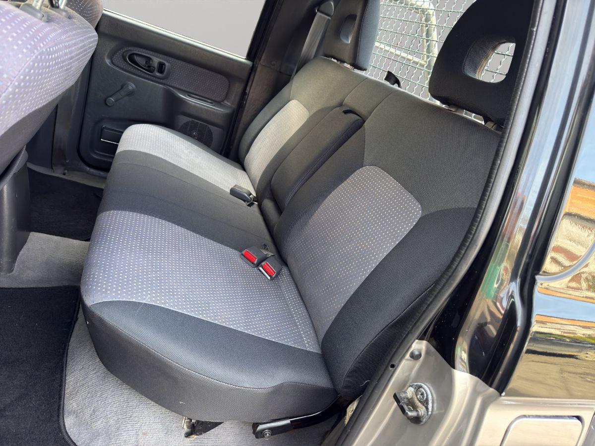 MITSUBISHI - L200 - L200 d.cab 2.5 tdi GL 4wd 115cv