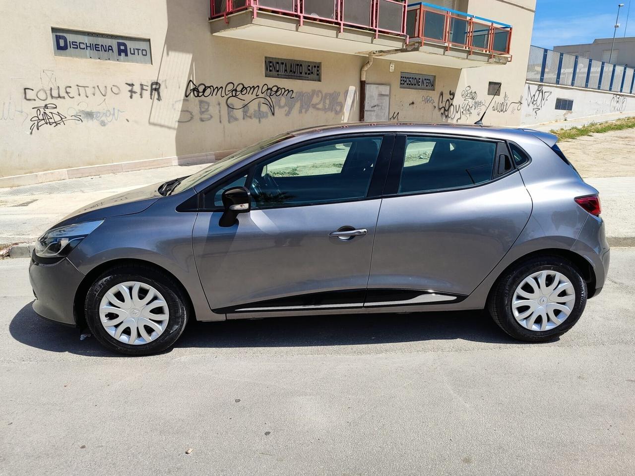 Renault Clio 1.5 dCi 8V 75CV 2015 PRONTA CONSEGNA!