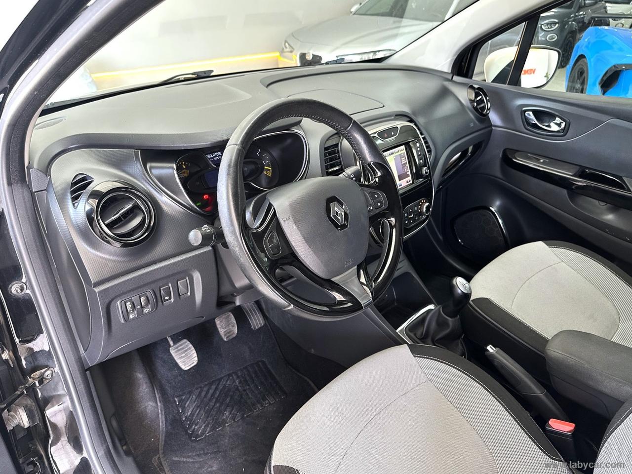 RENAULT Captur 1.5 dCi 8V 90 CV S&S Ener. R-Link UNIPRO*FULL OPT