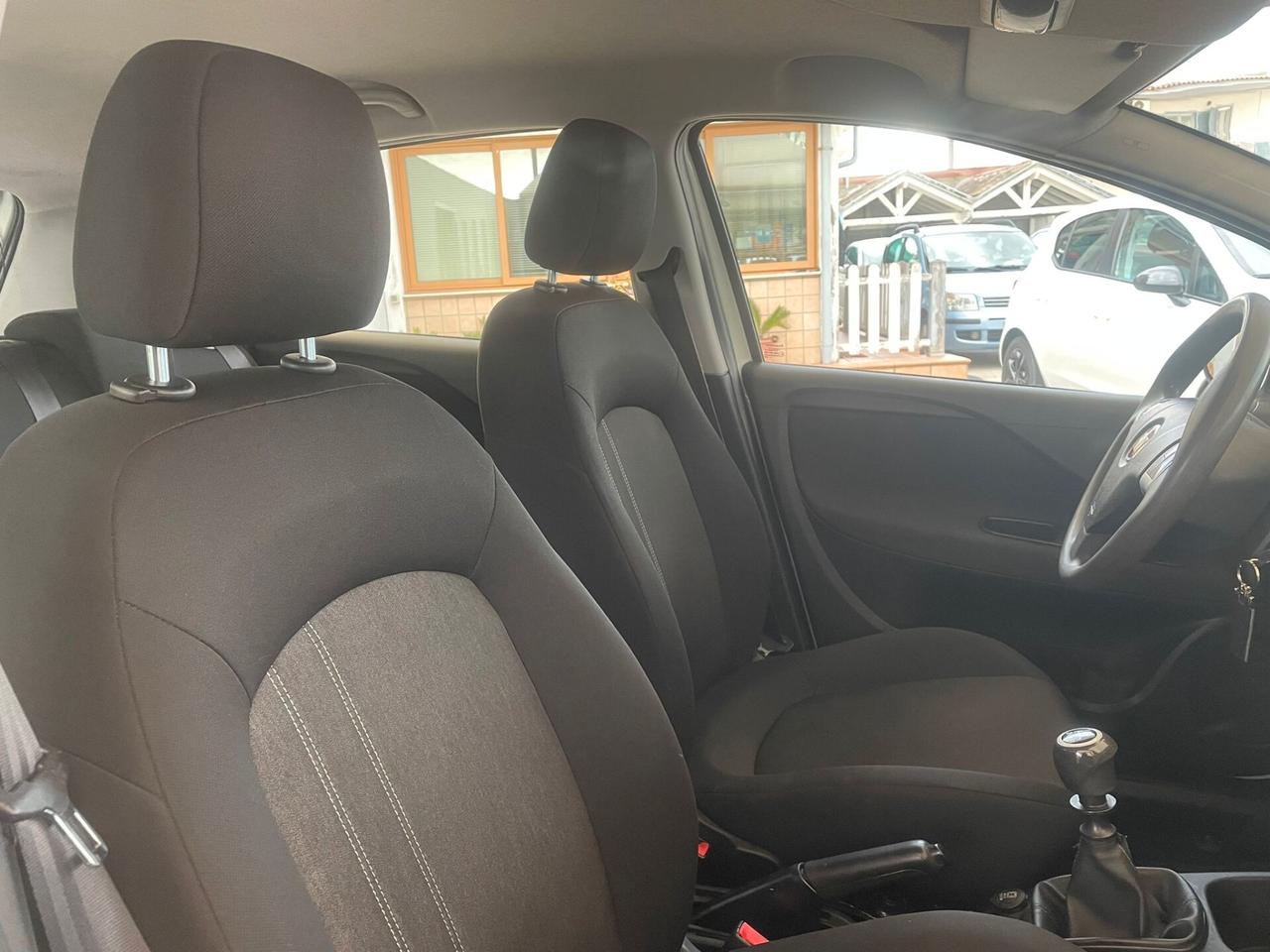 Fiat Punto 1.4 8V 5 porte Easypower Street