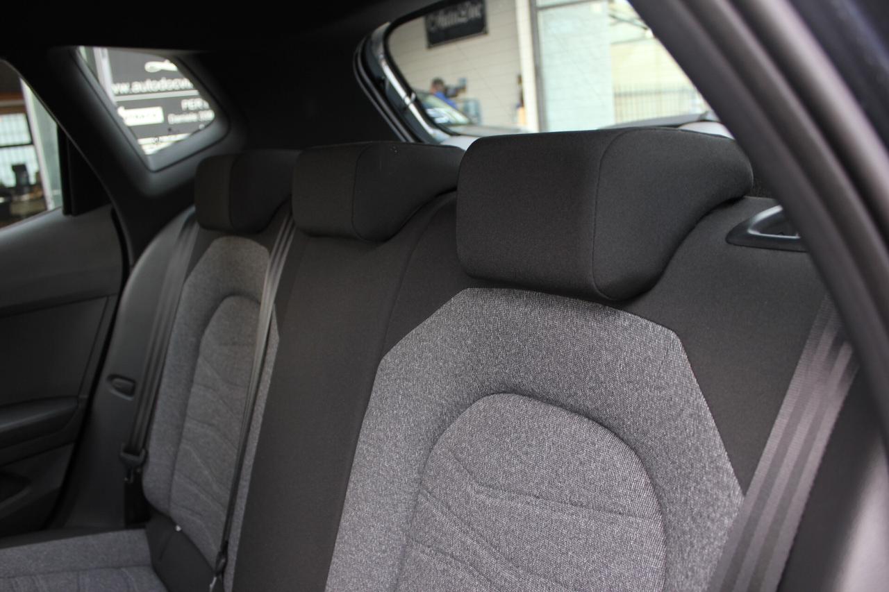 Seat Arona 1.0 EcoTSI 110 CV XPERIENCE NAVY-SENSORI COME NUOVA