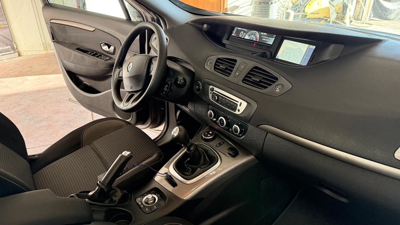 Renault Scénic XMod Cross 1.5 dCi 110CV Energy