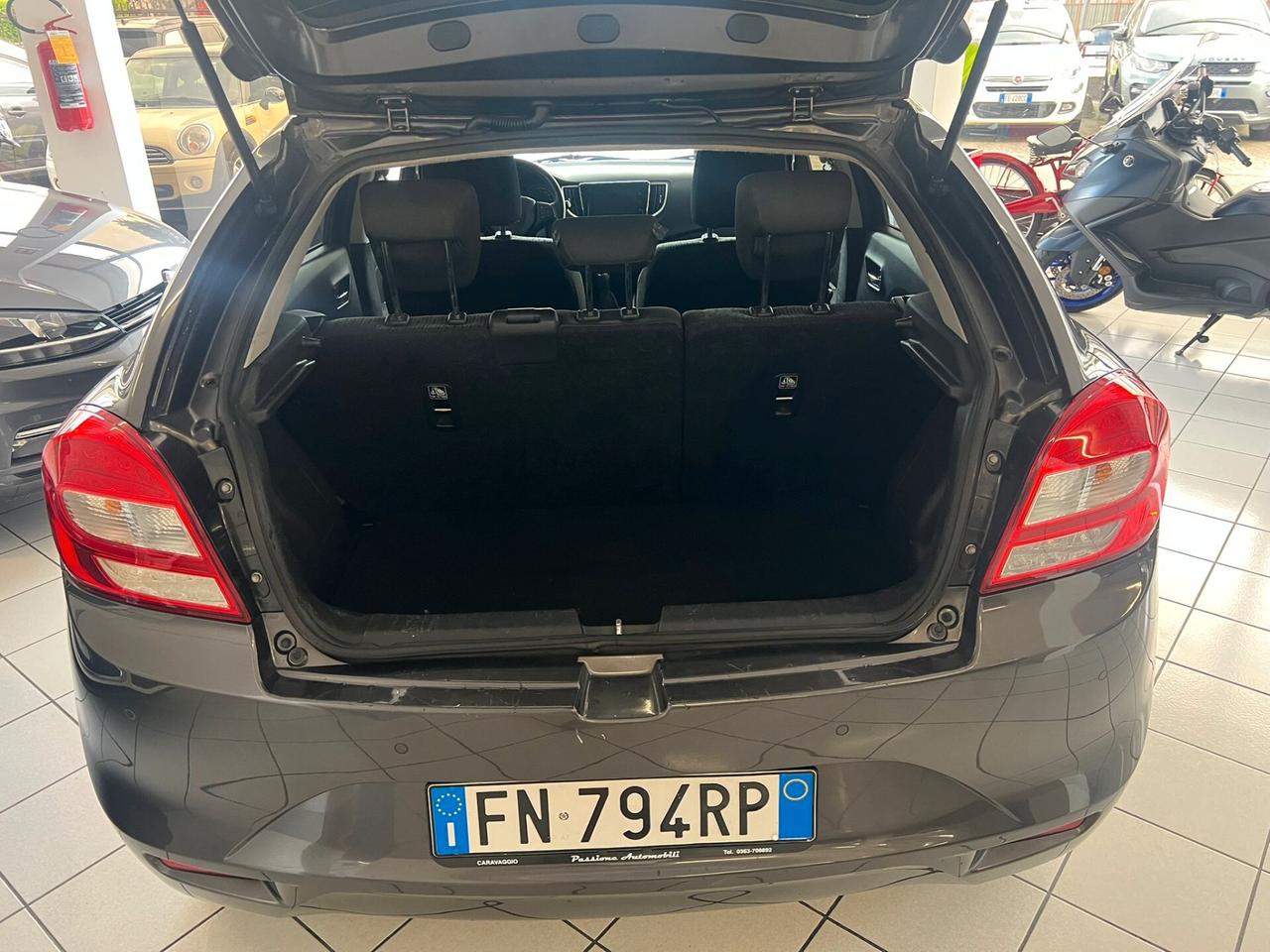 Suzuki Baleno 1.2 Hybrid B-Top