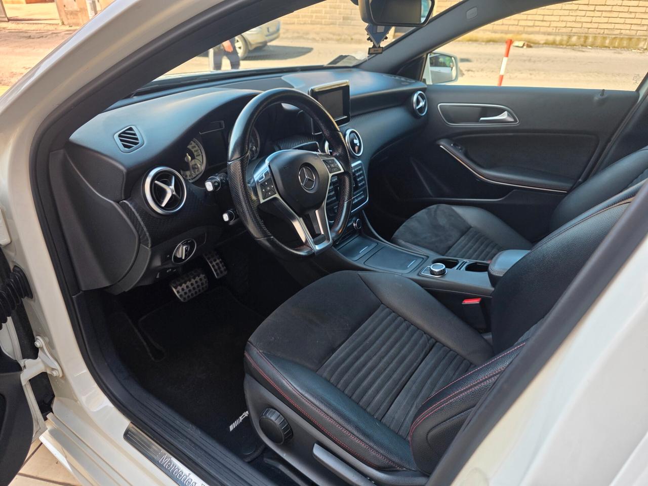Mercedes-benz A 200 A 200 CDI Automatic Dark Night Edition