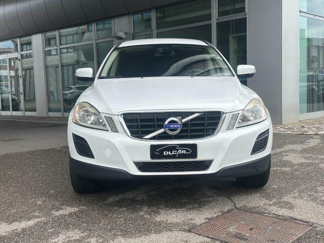 VOLVO XC60 D3 AWD Geartronic Momentum