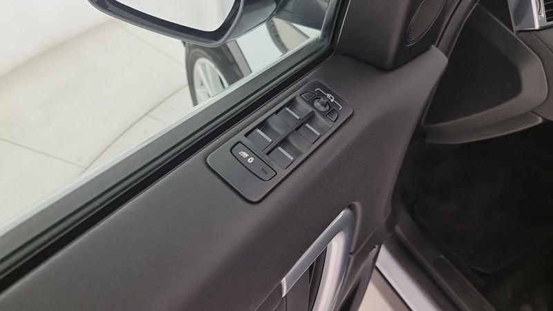 Land Rover Discovery Sport 2.0 TD4 150 CV SE AWD Automatica