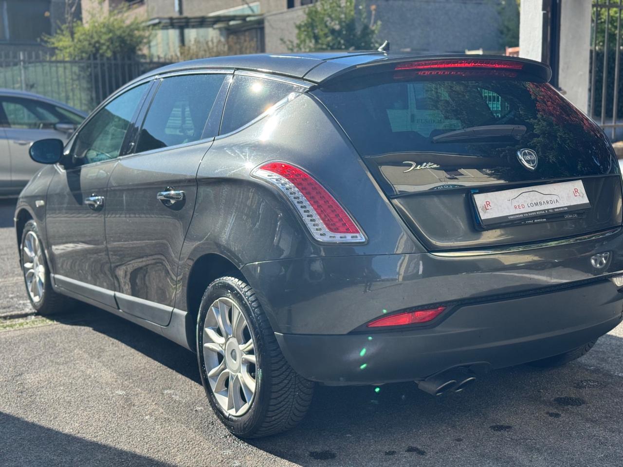 Lancia Delta 1.9 MJT Twinturbo DPF Oro