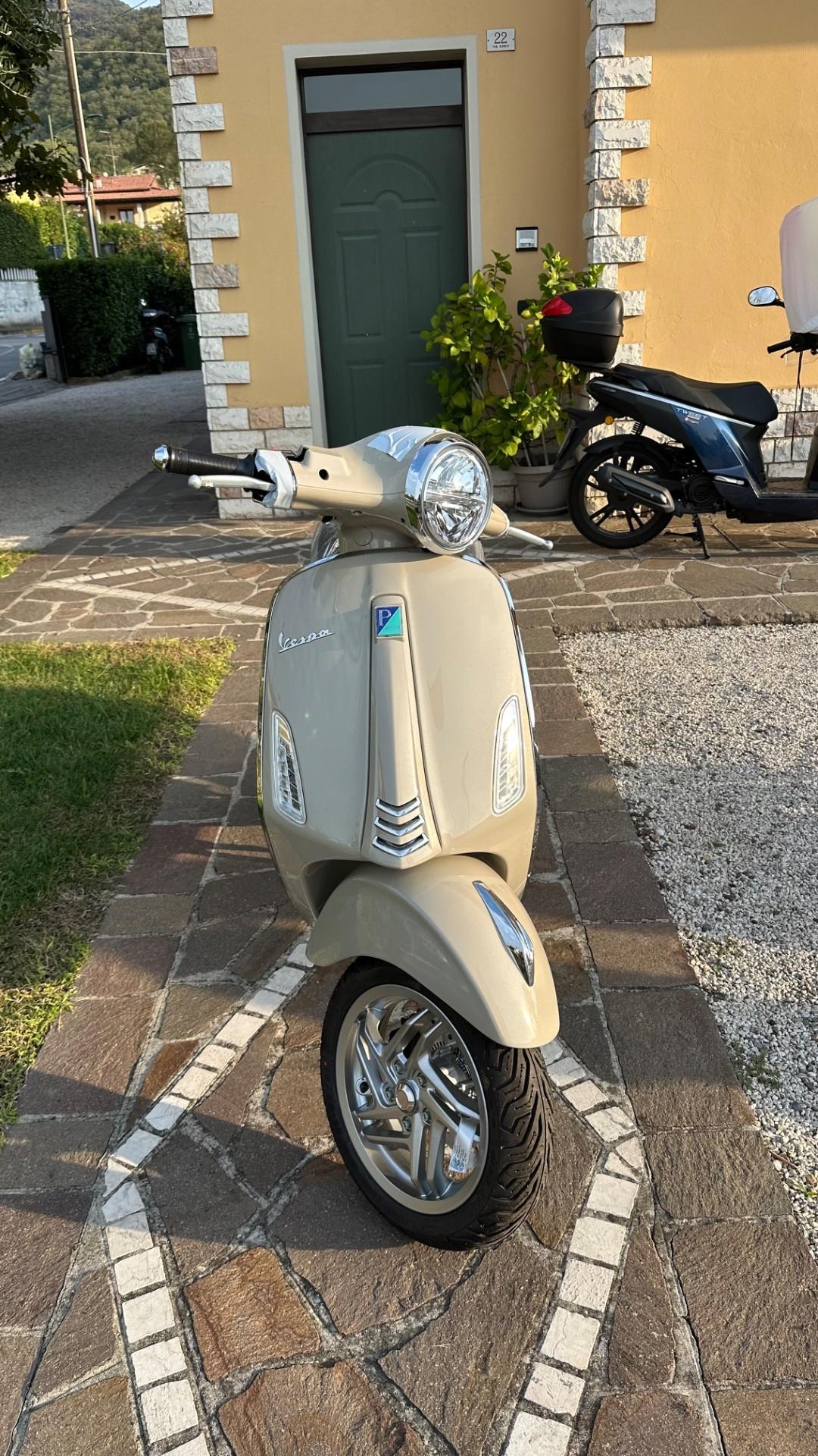 Vespa 125 Primavera 2026