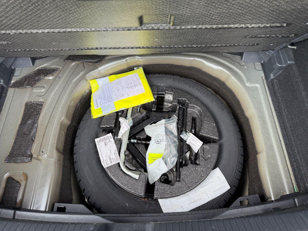 VOLKSWAGEN - Polo - 1.0 TSI Style