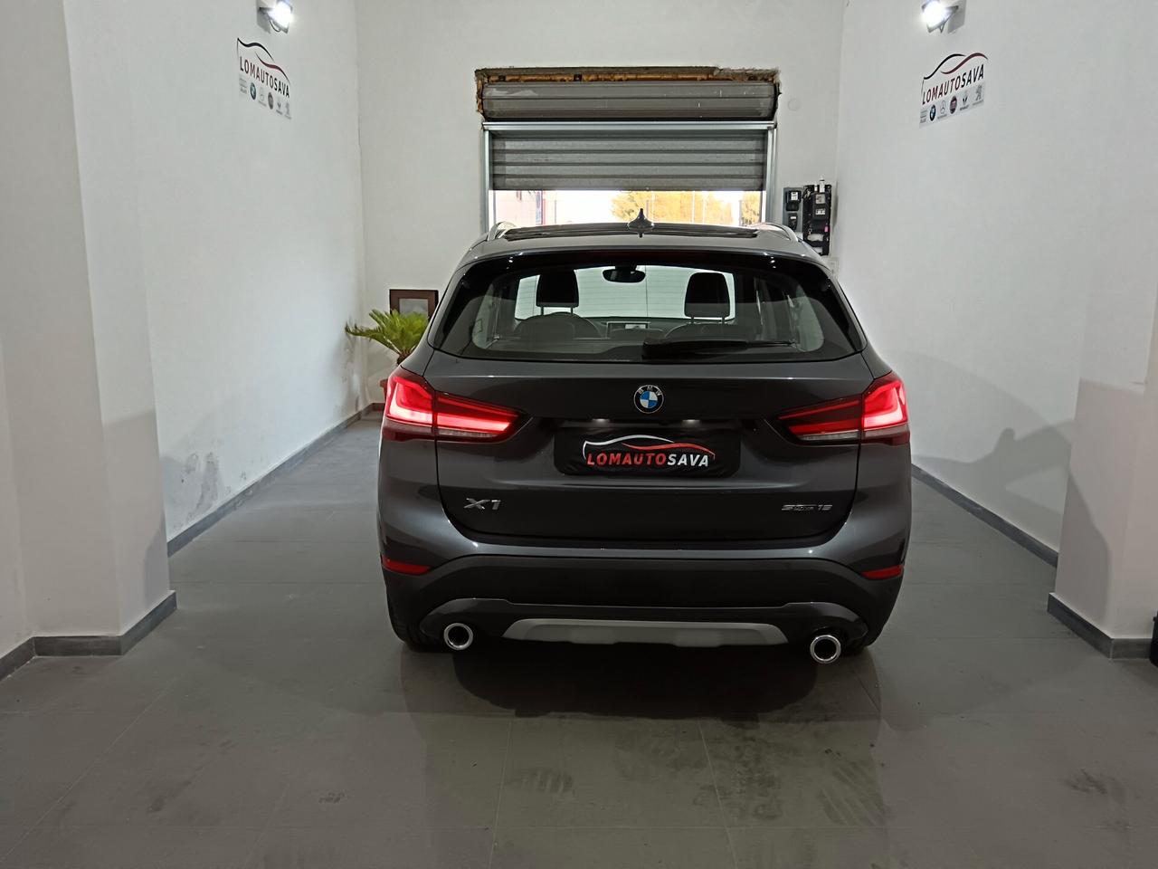 BMW X1 SDRIVE18D XLINE