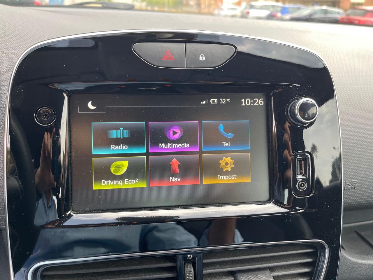 Renault Clio Moschino Zen 0.9 TCe 90 LPG #12174