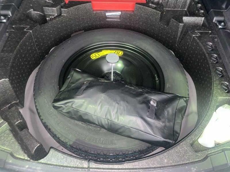 Land Rover Discovery Sport 2.0 TD4 150 CV HSE