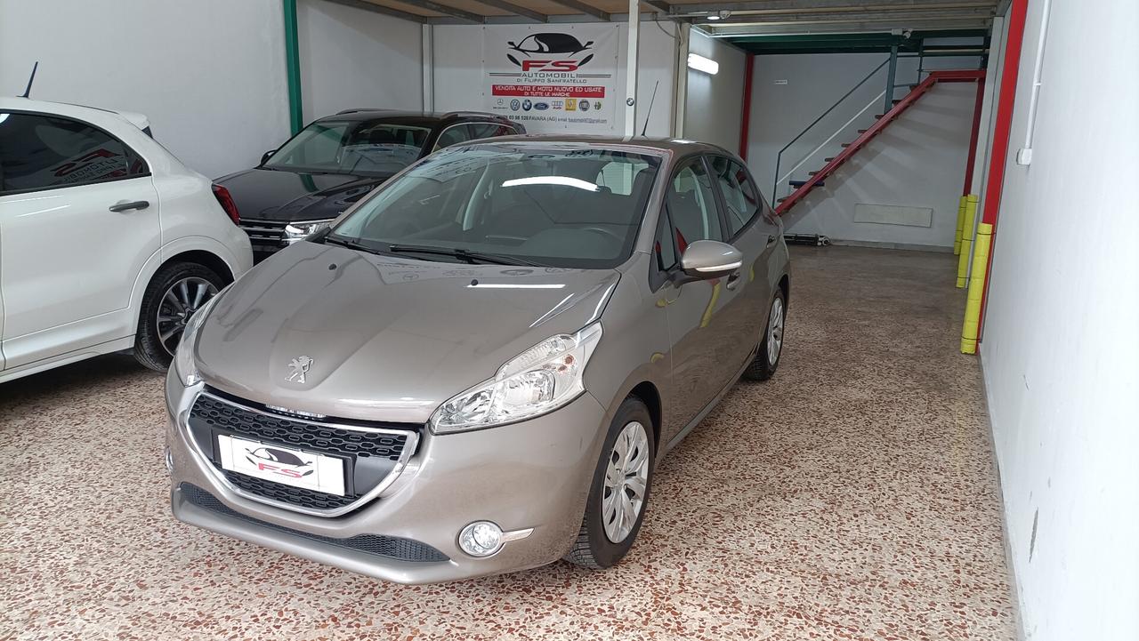 Peugeot 208 1.4 HDi 68 CV 5 porte Active