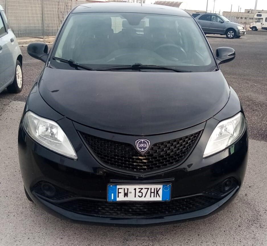 Lancia Ypsilon 1.2 69 CV 5 porte GPL Ecochic Gold