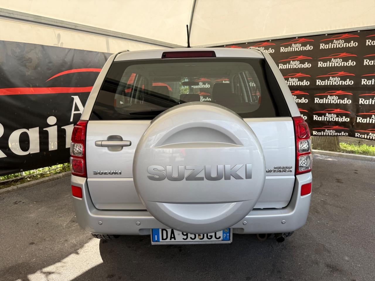 Suzuki Grand Vitara 1.9 DDiS 5 porte