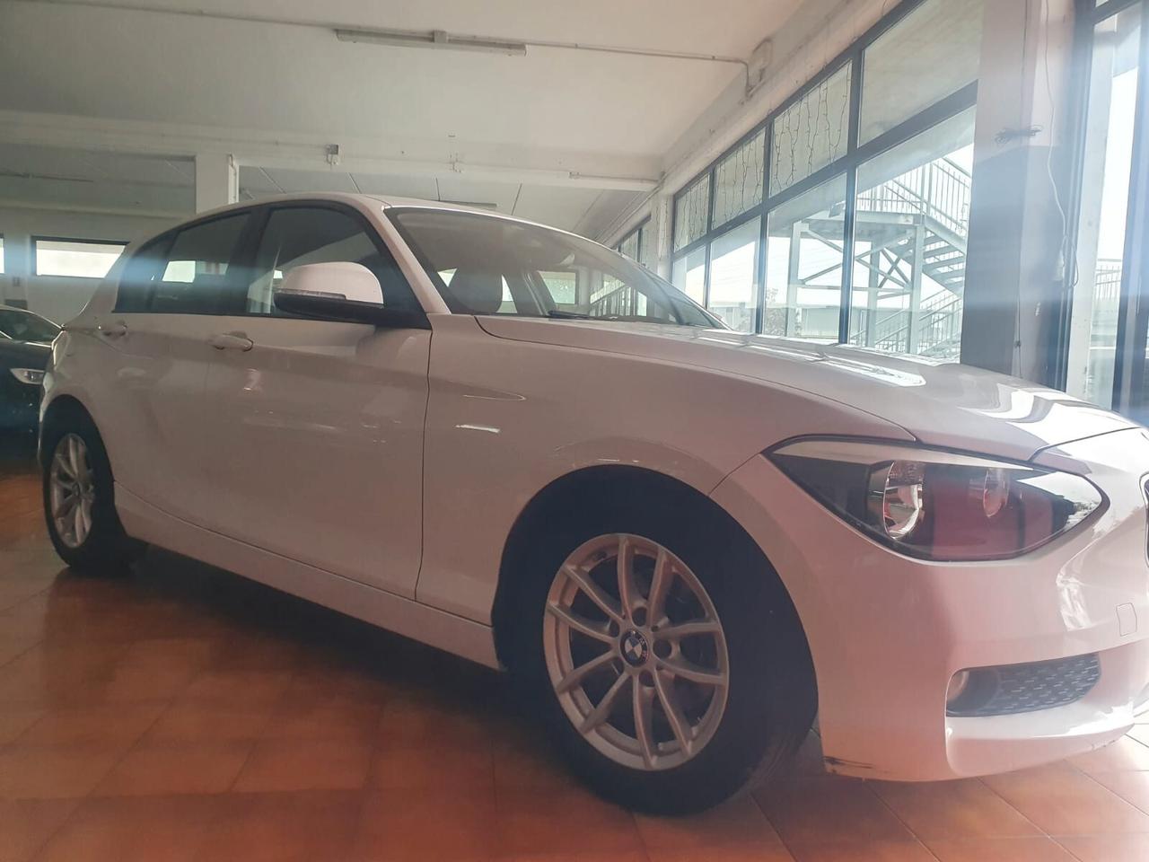 Bmw 116 116d 5p. Efficient Dynamics Unique