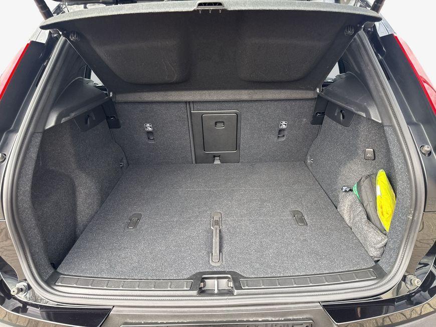 Volvo XC40 2.0 b3 Plus Black Edition auto Tetto ap. Panoramico